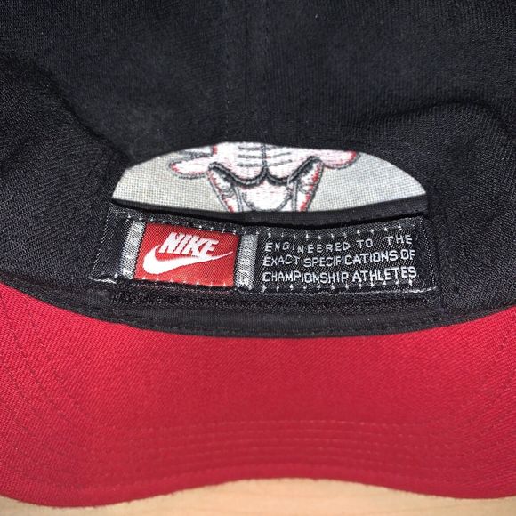 Vintage 90s Nike Chicago Bulls Strapback Hat Cap Embroidered Michael Jordan RARE - Picture 7 of 9